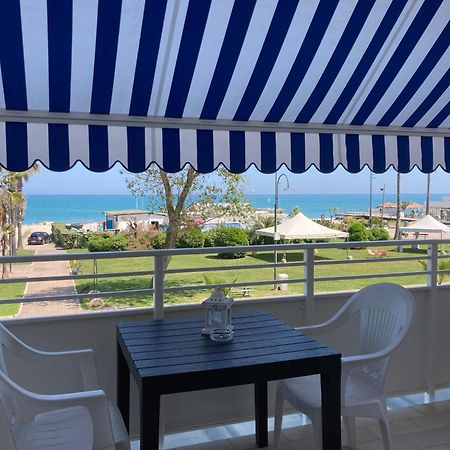 Hotel Promenade Porto SantʼElpidio Exterior foto